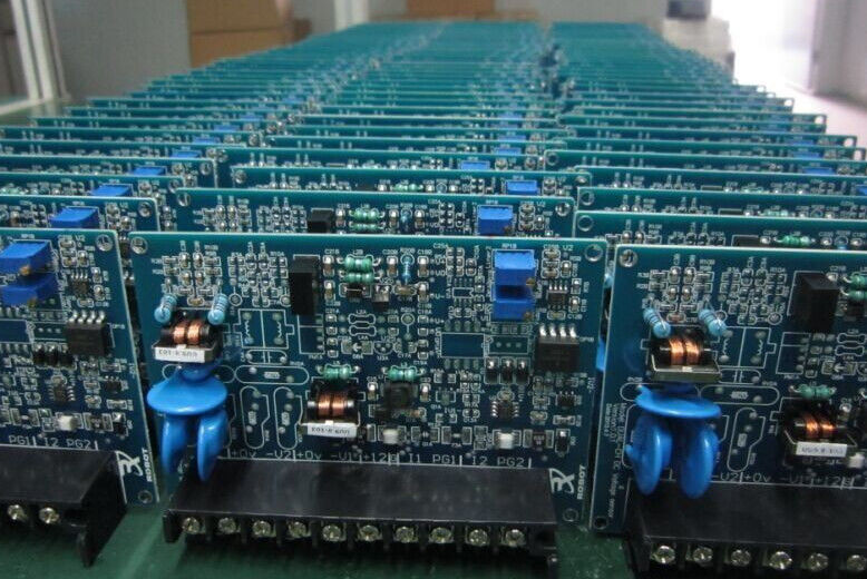 Pcb Assy PCB-Assemblerlösungen für Daten- und Kommunikationskabel Suntek Kontakt EMS