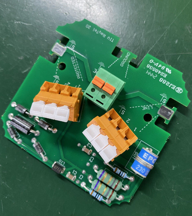 Telekommunikationsgeräte Kupfer-PCB mit LW/LS Min. von 0,05 mm und schwarzer Seidenblende