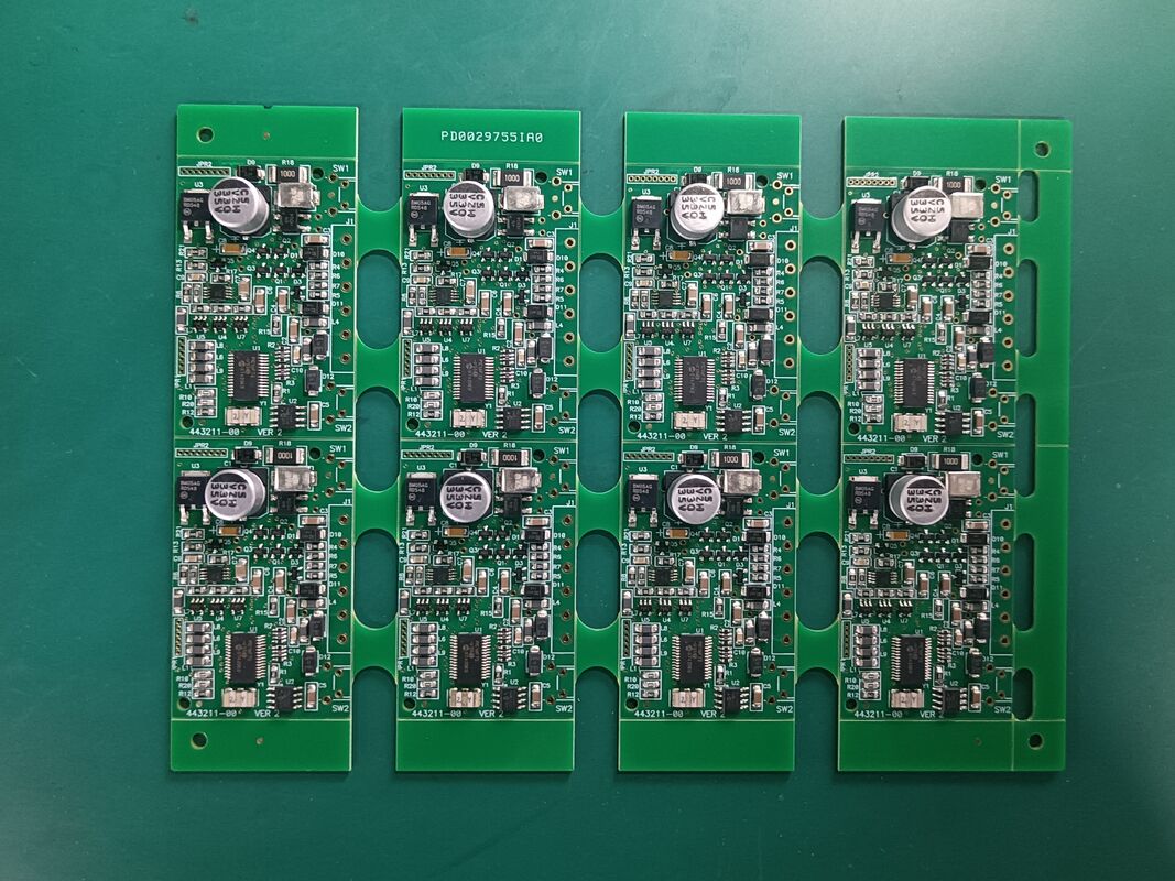 Vollständiges Turnkey-PCB-Assembly mit ENIG-Oberflächenveredelung, 1L-32L-Schichten und RoHS-Konformität für elektronische Geräte