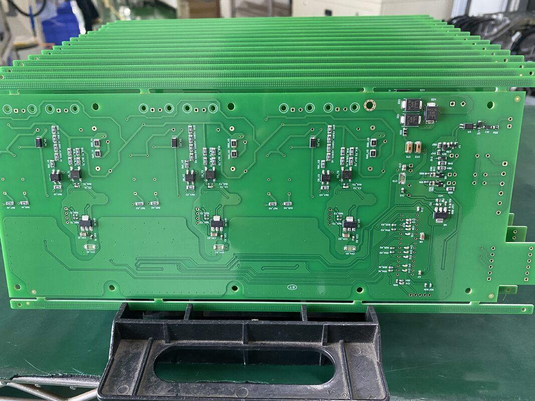 HASL Bleifreie Oberflächenveredelung Überspannungsschutzausrüstung mit Impedanzkontrolle, die ein dauerhaftes und elektrisches Überspannungsmanagement gewährleistet
