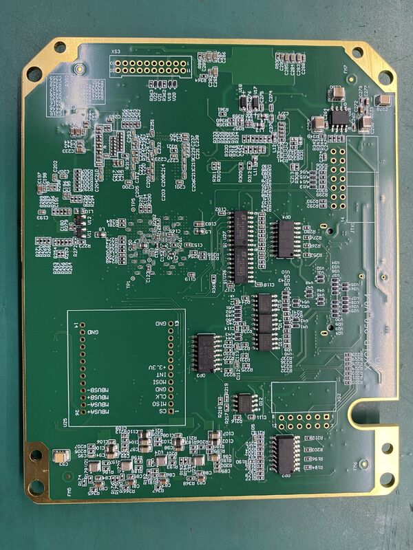 Kommunikations-PCB Hoch Tg180 Schwere Strömung Maßgeschneiderte Größe PCB für die Verwaltung und Verteilung von elektrischer Energie