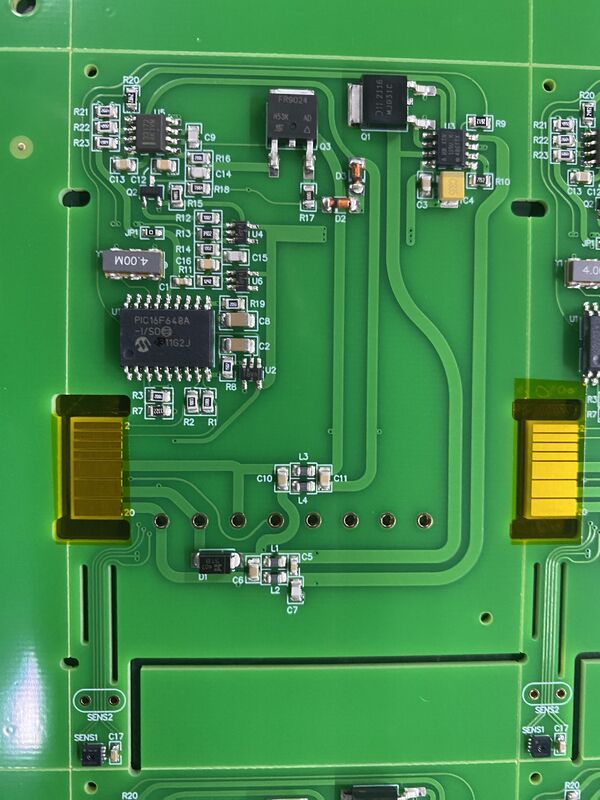 6 Layers Surface Mount Device Assembly White Silk Screen Optimized for Production and Enhanced Circuit Board Performance