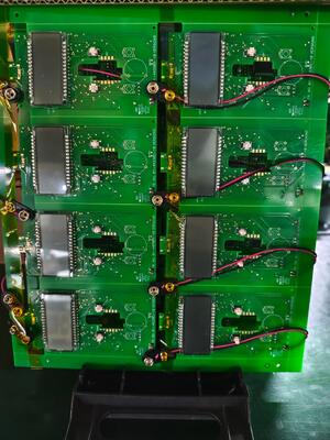 ISO 13485-zertifizierte medizinische PCB-Montage mit ENIG-Oberflächenveredelung PCBA-Fertigung